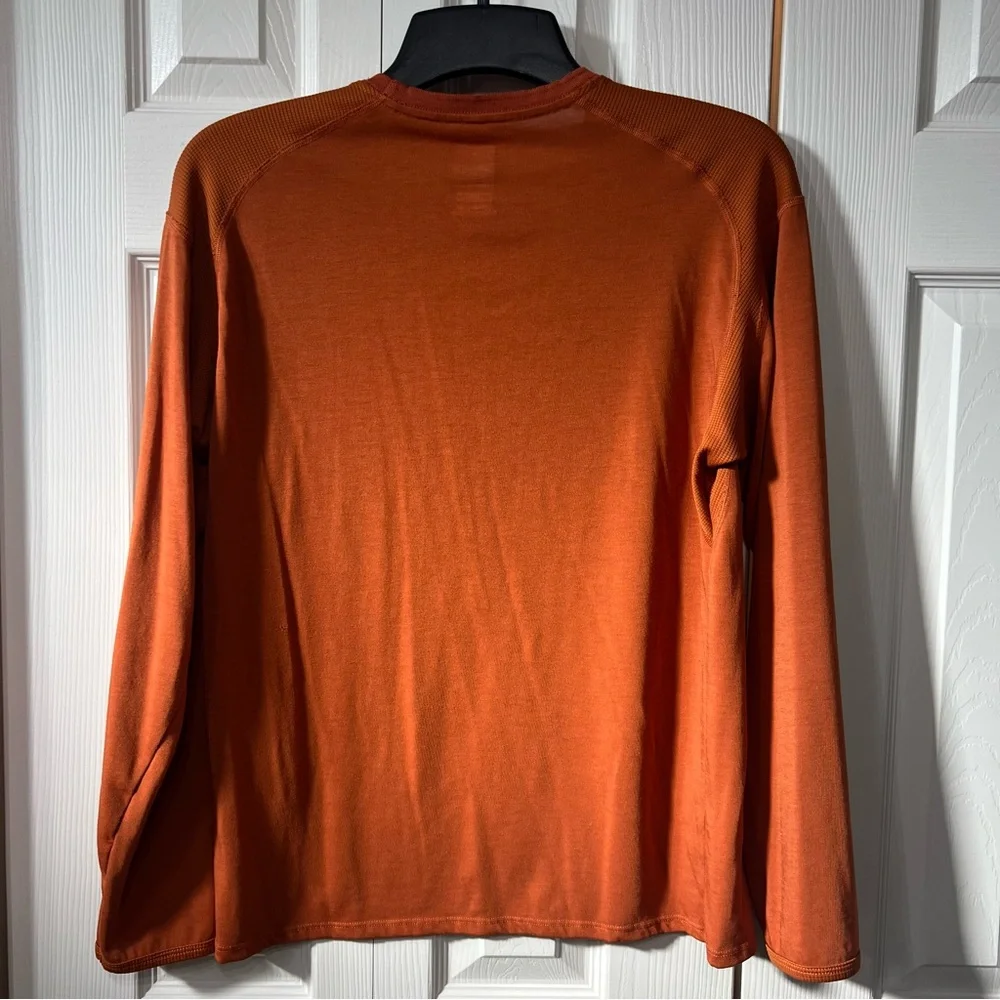 The North Face Men M Vaporwick Performance Activewear Hiking Running long sleeve